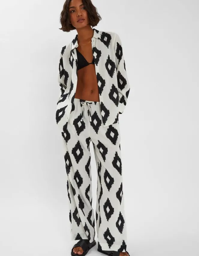 Accessorize Abstract Diamond Print Shirt Black
